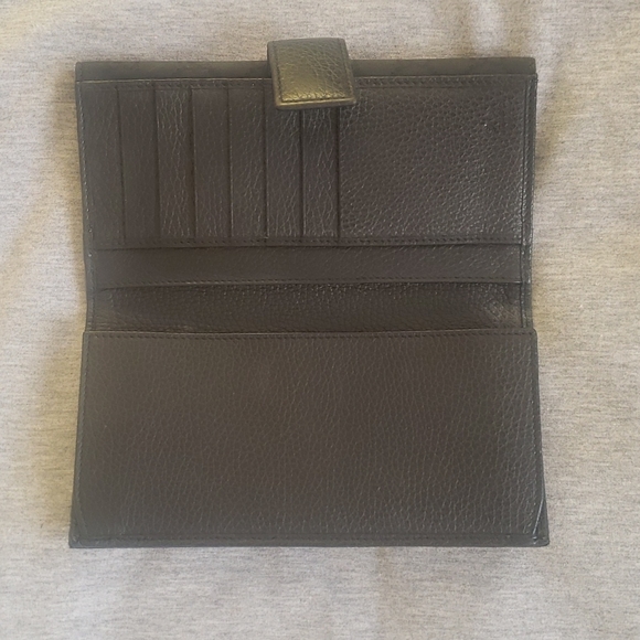 Authentic Monogram Canvas Eclipse Gucci Wallet - Picture 3 of 10